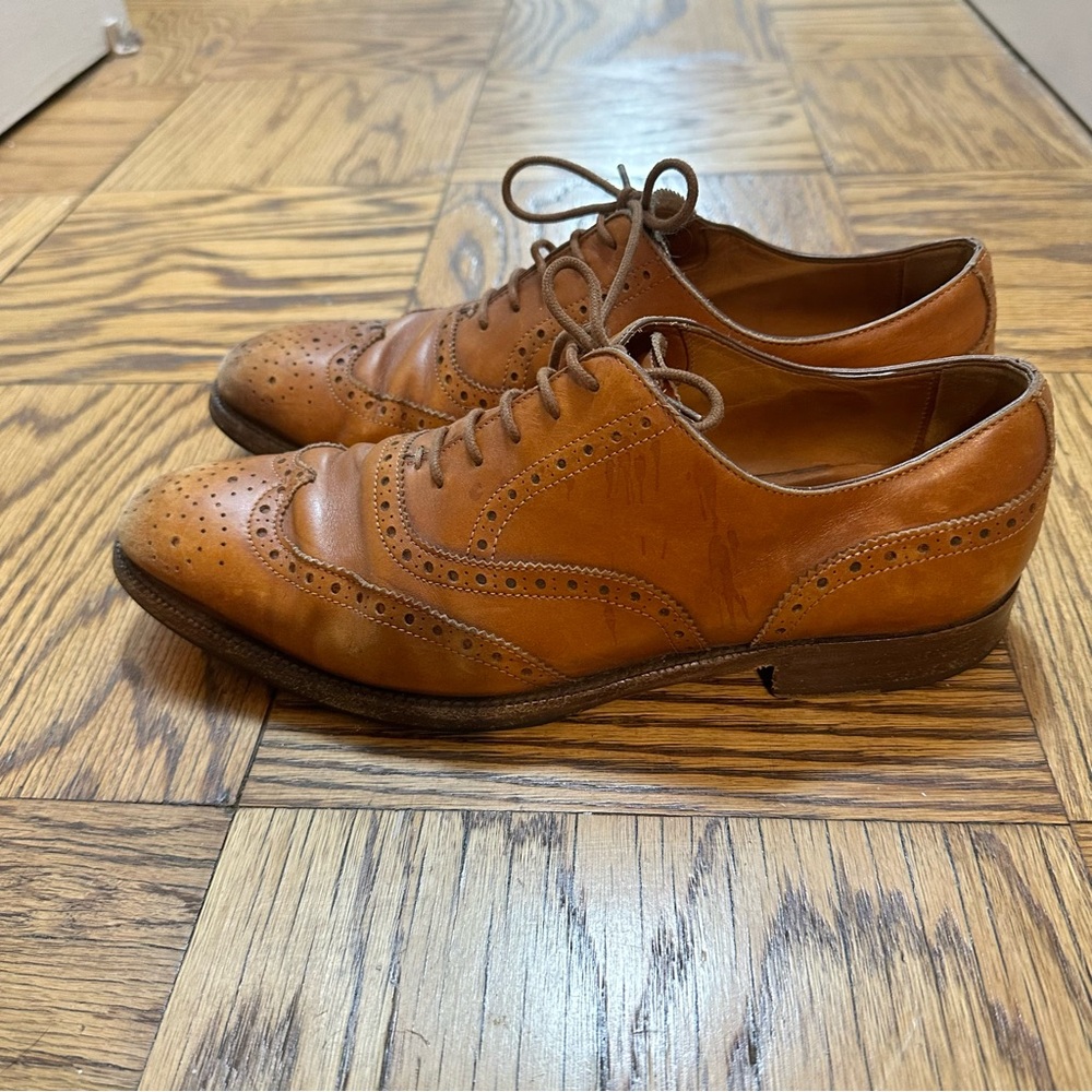 Ralph Lauren Wingtip Dress shoes, Size 9